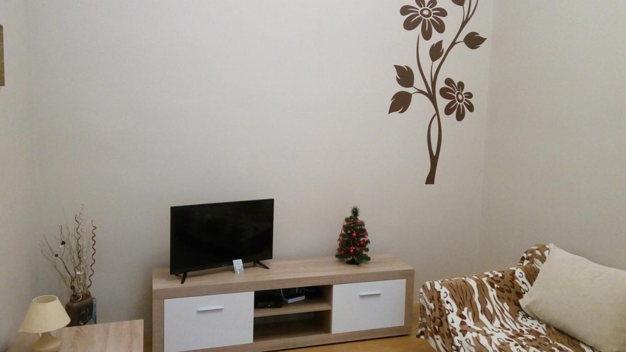Family Stay In Lviv Eksteriør billede